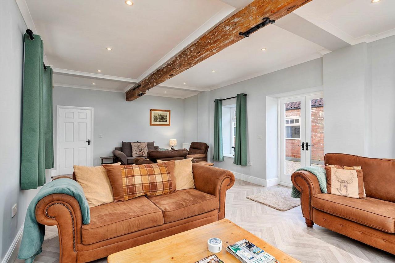Finest Retreats - South Barn Villa Winestead Exteriör bild